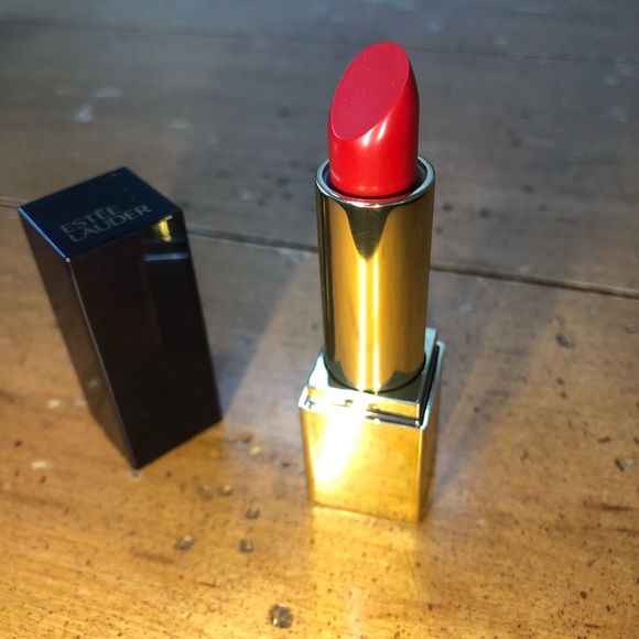 SOLD Estée Lauder Pure Color Envy in Envious - Picture 3 of 6